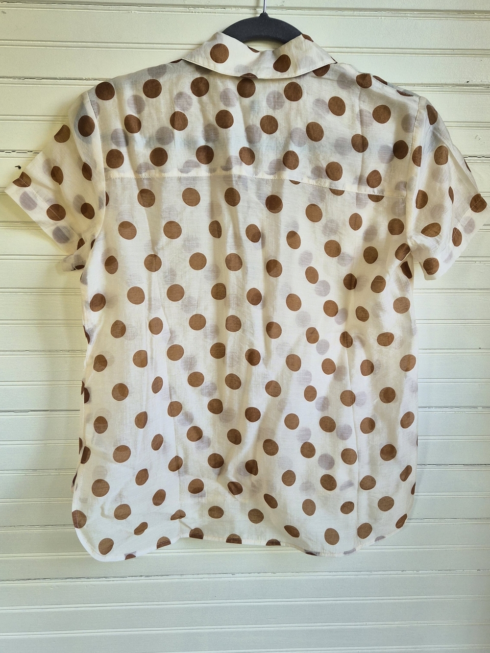 CAbi NWOT Cream Short-Sleeve Button-Down Shirt with Brown Polka Dots - Picture 3 of 7